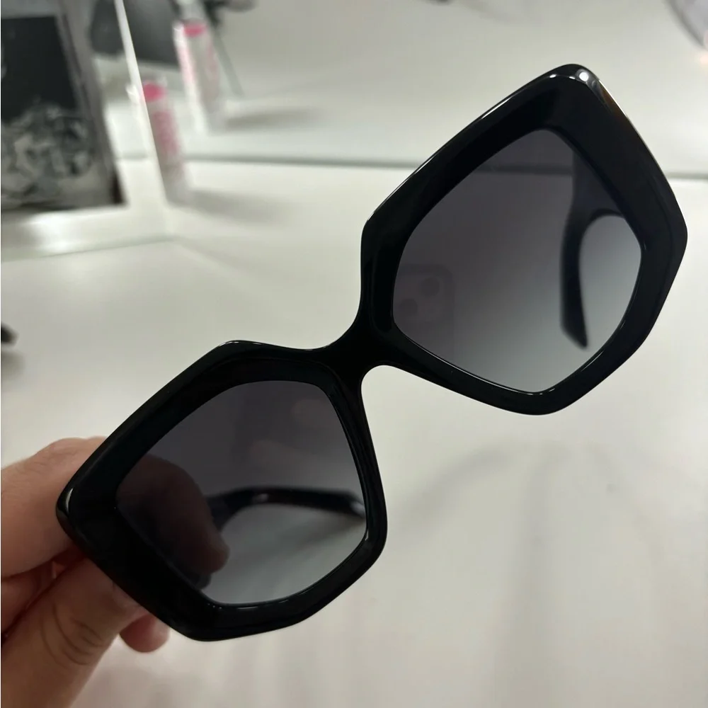 Prada Black Women's Sunglasses NEVER WORN